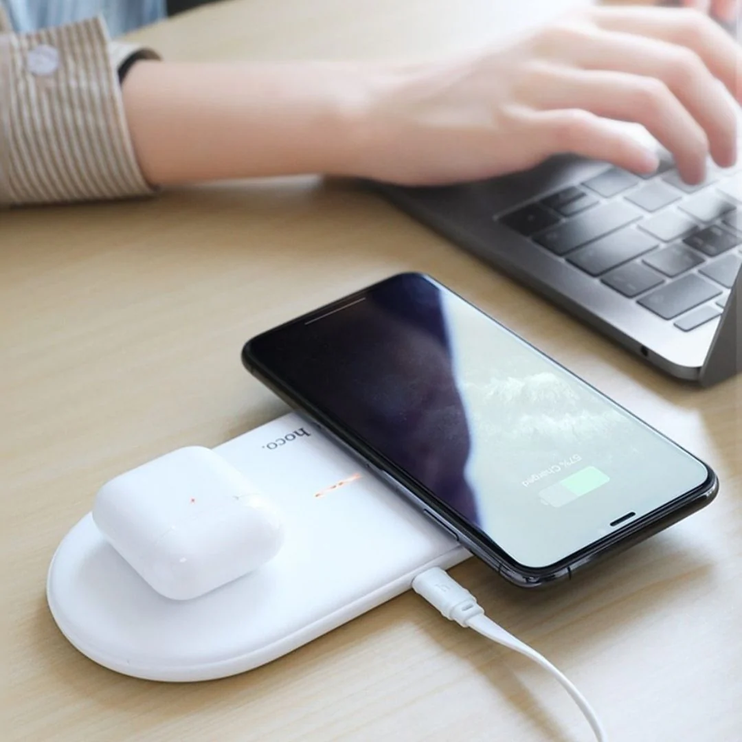 HOCO PowerPad™ - 2-in-1 Qi Wireless Fast Charging Pad - Image 3