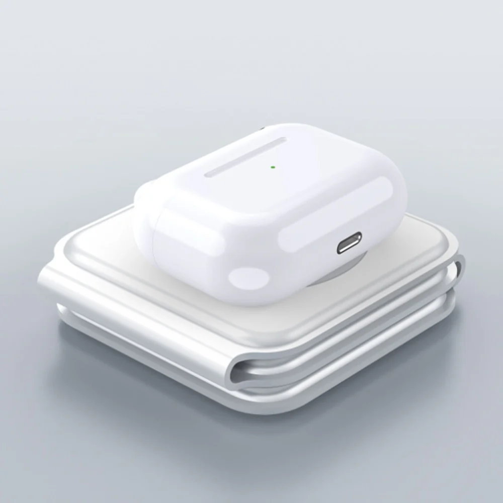 Triad™ - 3-in-1 Foldable Wireless Charging Pad - Image 7