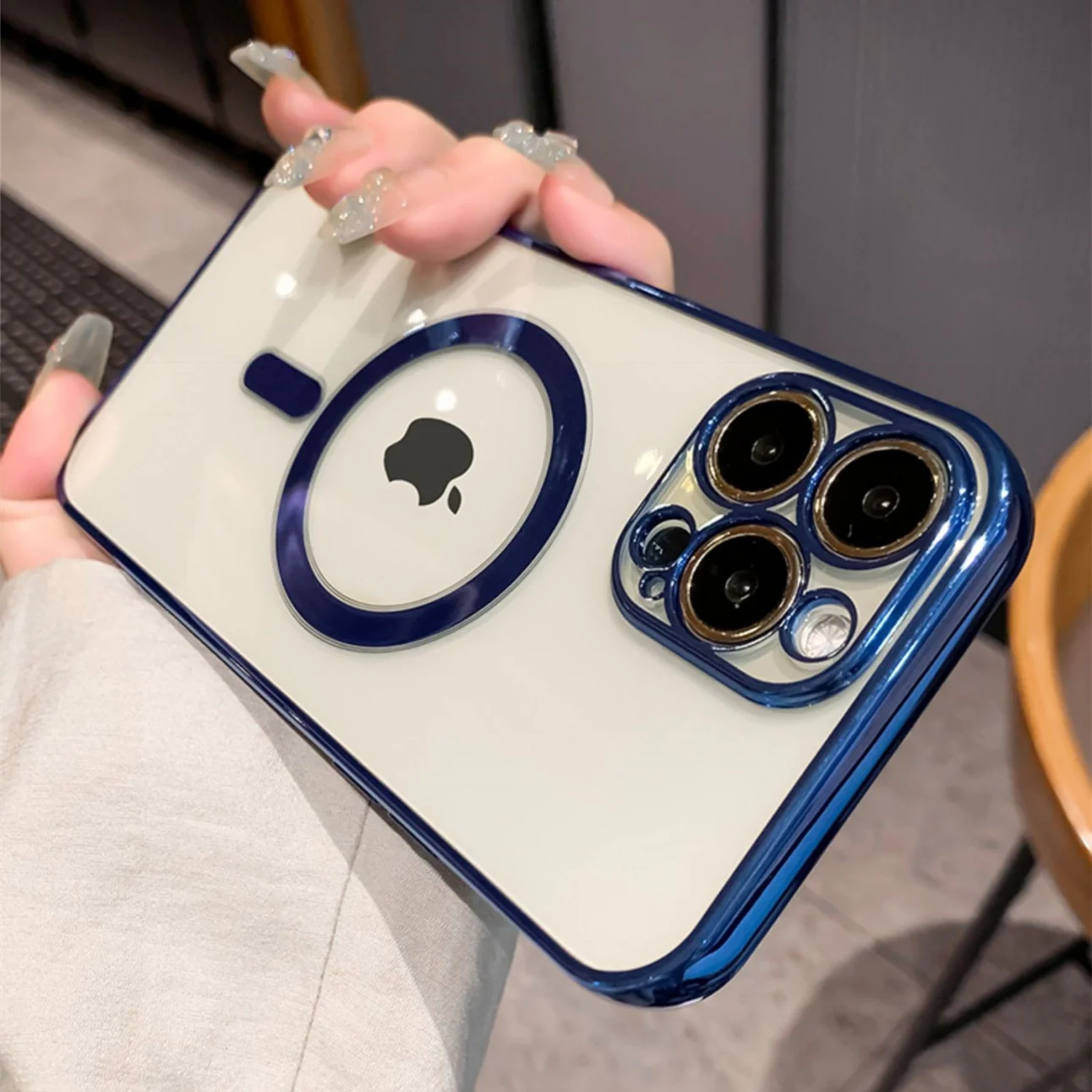 Lustrous MagSafe-Compatible Phone Case For Apple iPhone - Image 10